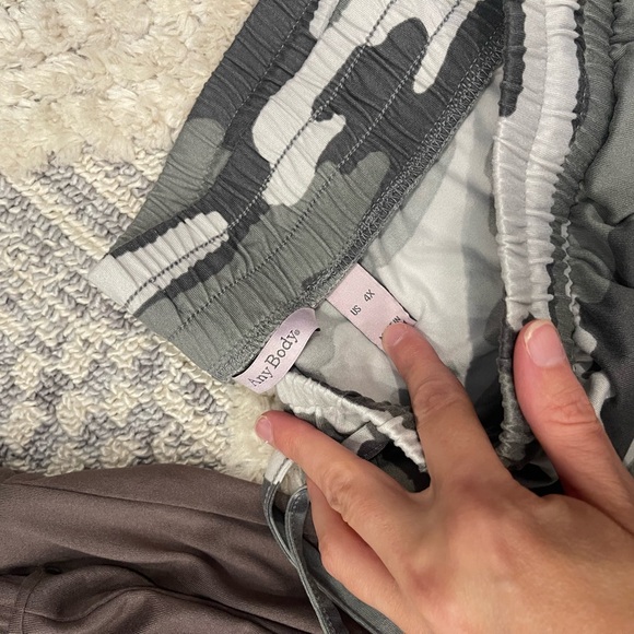 AnyBody Any Body Women's Comfy Drawstring Jogger Pants Lot of 2 Size 4X - Picture 3 of 5